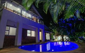 Little Eden Apartments St Lucia